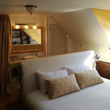 Bed and Breakfast La Bergerie De Lives Namur Habitación foto